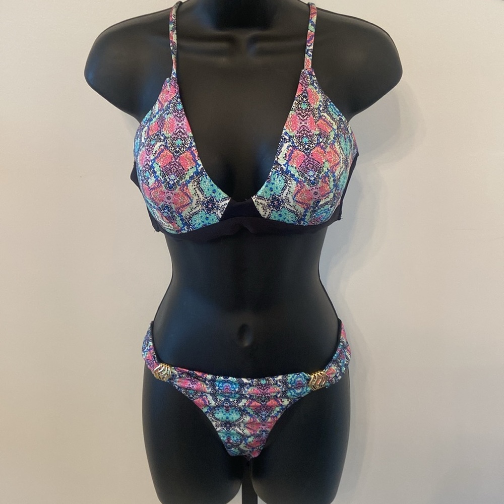 A. Che Patterned Bikini with Gold Accents Adjustable Strap with Tie Size Large